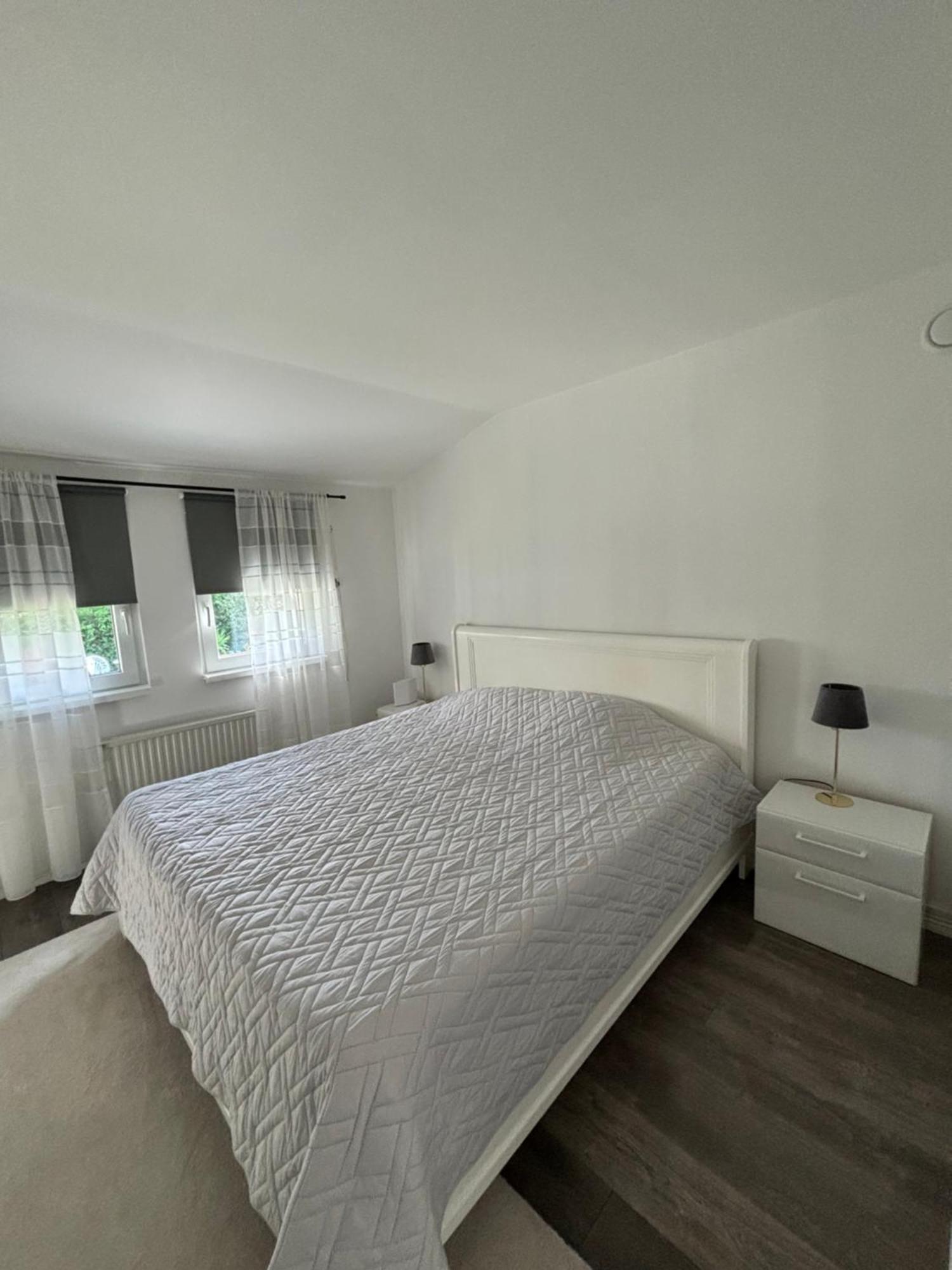 Videdal Apartment 2 Rooms - Own Entrance & Free Parking Malmö Zewnętrze zdjęcie
